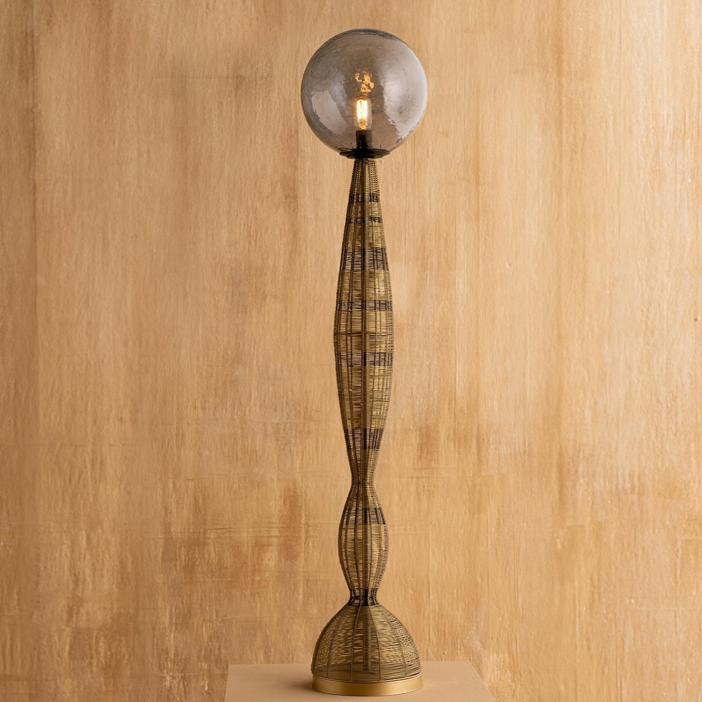 Dawn Golden Black Floor Lamp