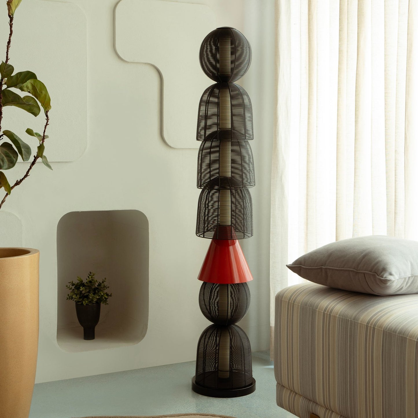 Totem Black Floor Lamp